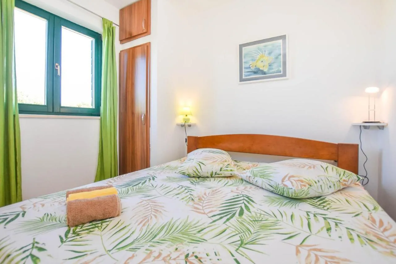Holiday home House Oliver Dobropoljana Croatia